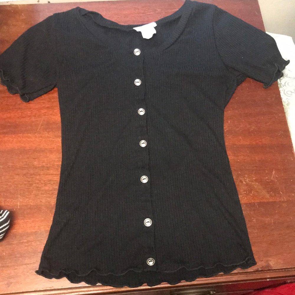 Tight fitted black buttoned up shirt(dont unbutton